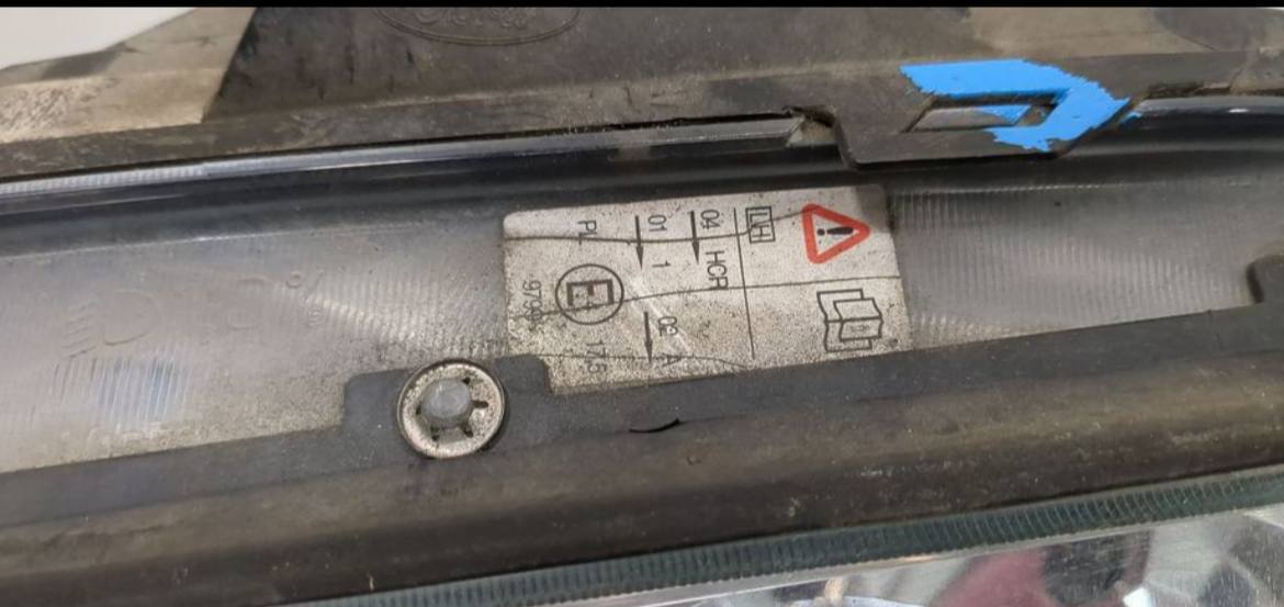 Фара передняя Ford Focus 1 1998-2004 - Запчасти в Рязань - фото 3