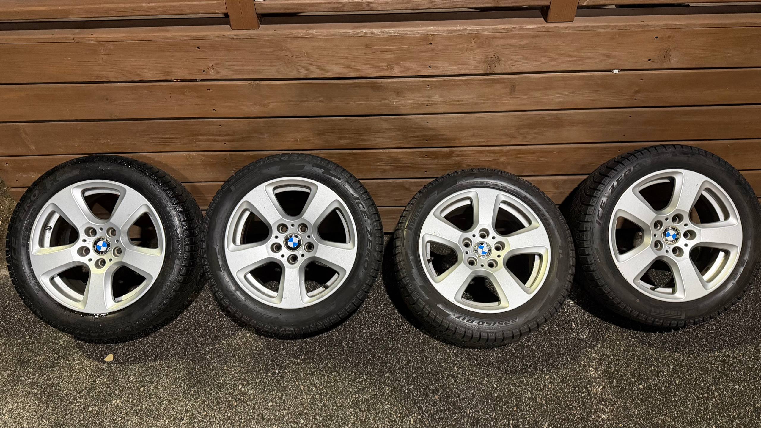 Почти новая резина Pirelli Ice Zero с дисками - Авто в Санкт-Петербург - фото 2