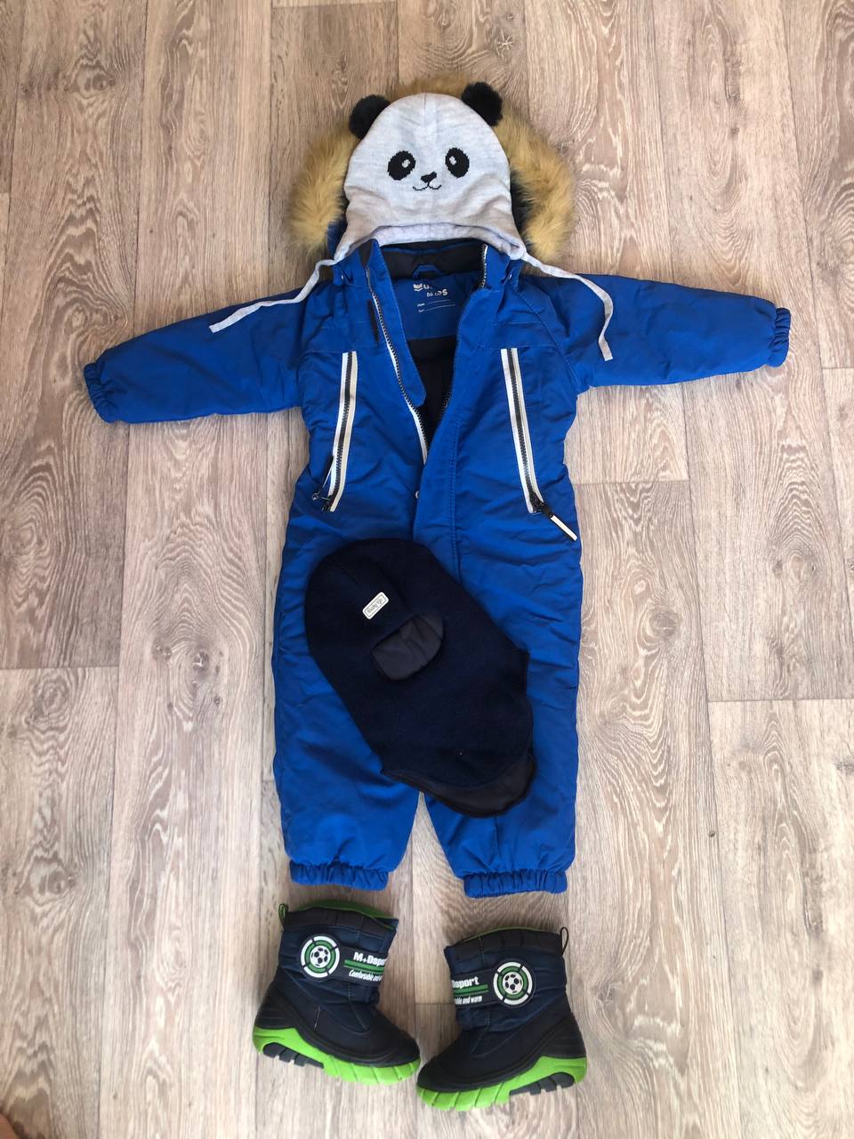 Продам зимний комбинезон и сапоги - Товары для детей в Иркутск