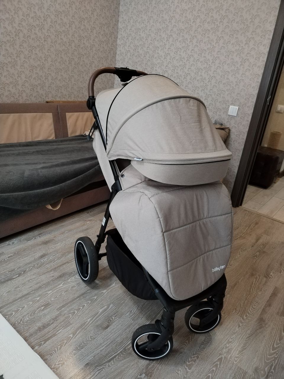 Продам коляску прогулочную - частное объявление в Иркутск