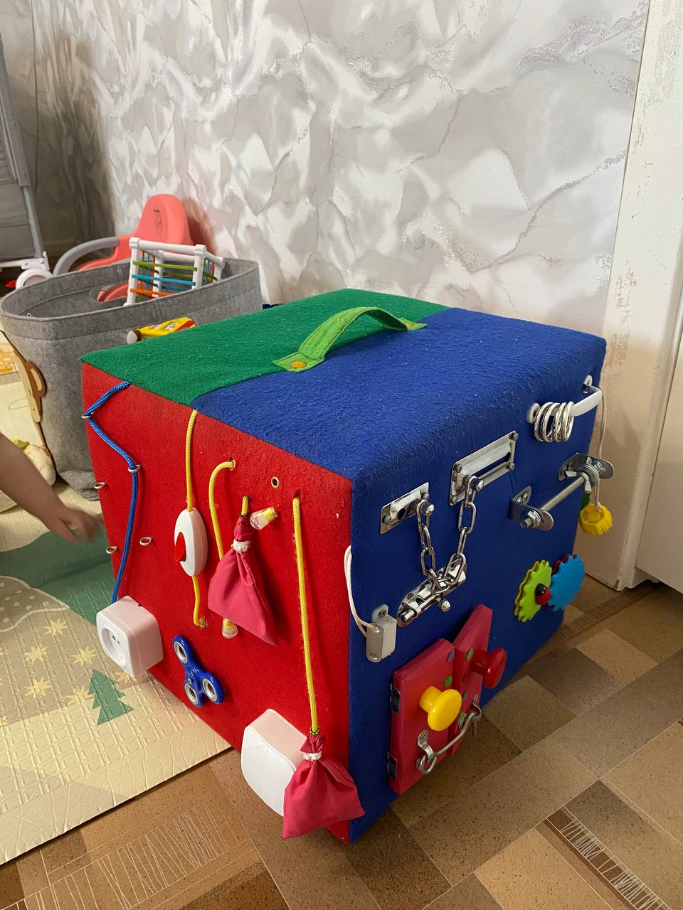 Продам бизиборд - Товары для детей в Кемерово - фото 3