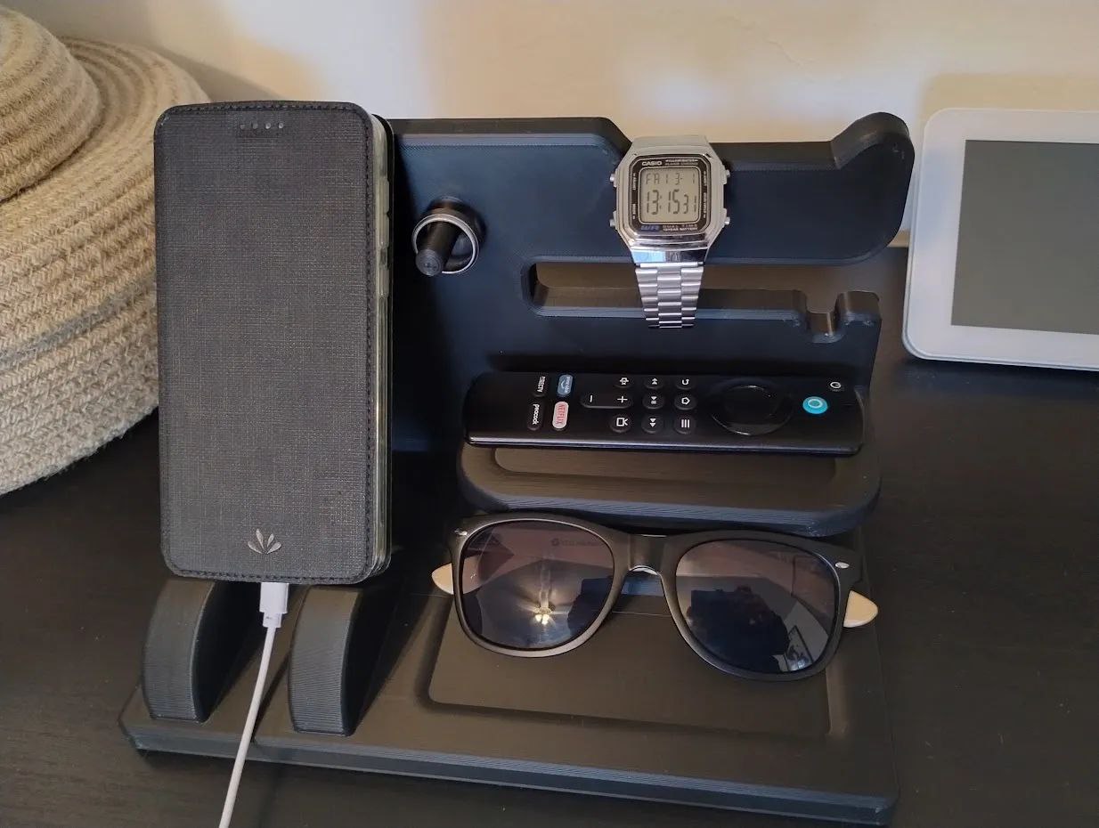 Органайзер в прикроватной тумбочке с держателями телефона - Для дома и дачи в Пенза - фото 5