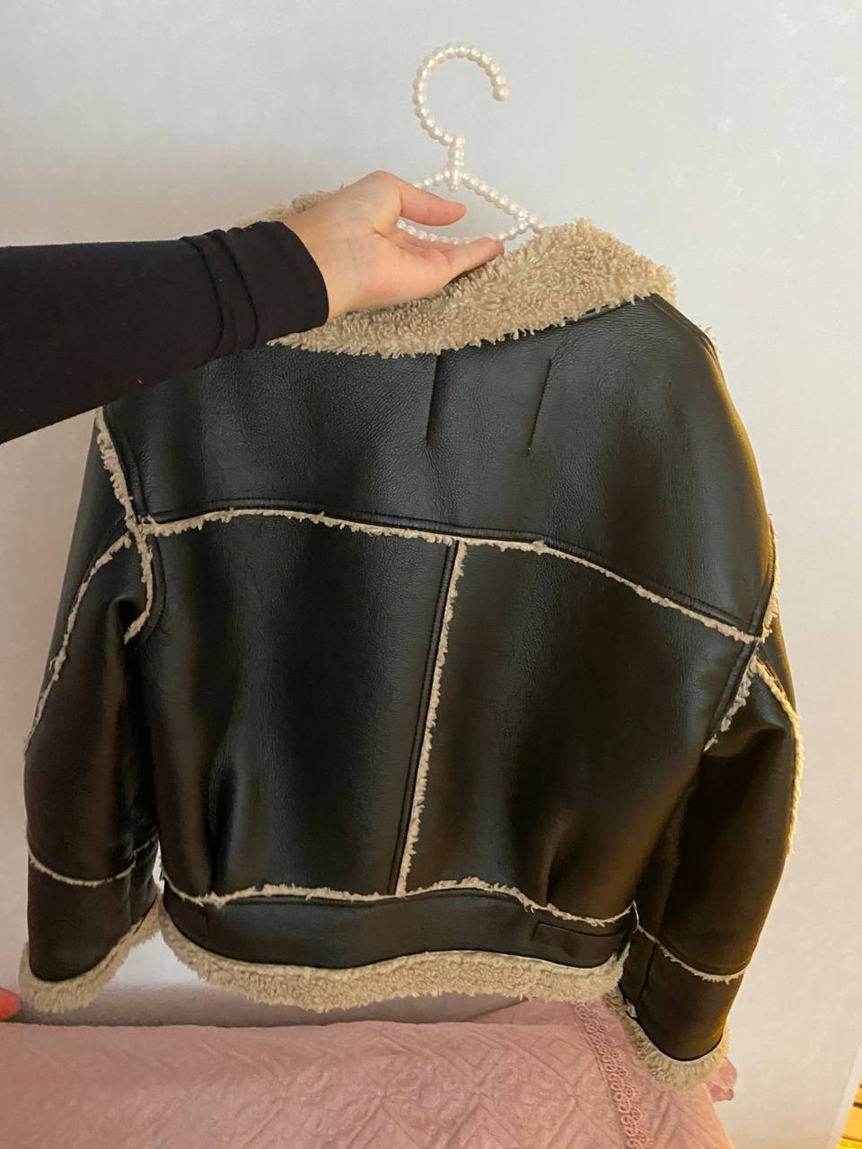 Женская дубленка Bershka - Одежда в Сургут - фото 3