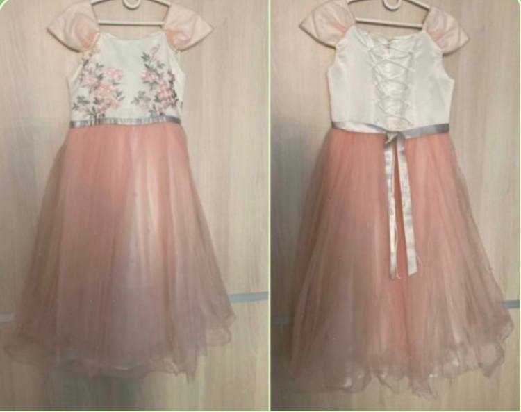 Платье в идеальном состоянии - Одежда в Москва