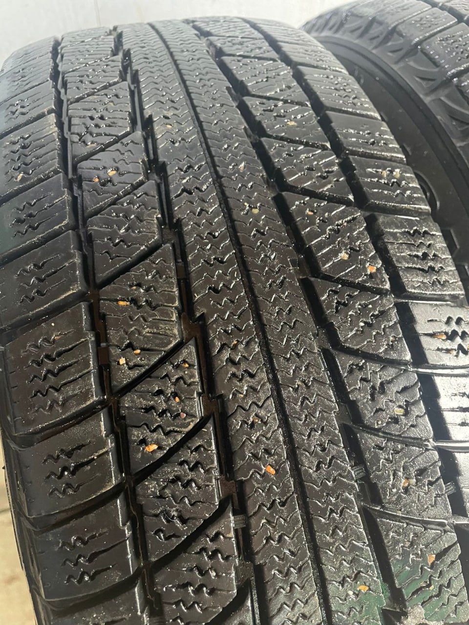 Пара зимних нешипованных TRIANGLE 185/65/15 - Авто в Иркутск - фото 4