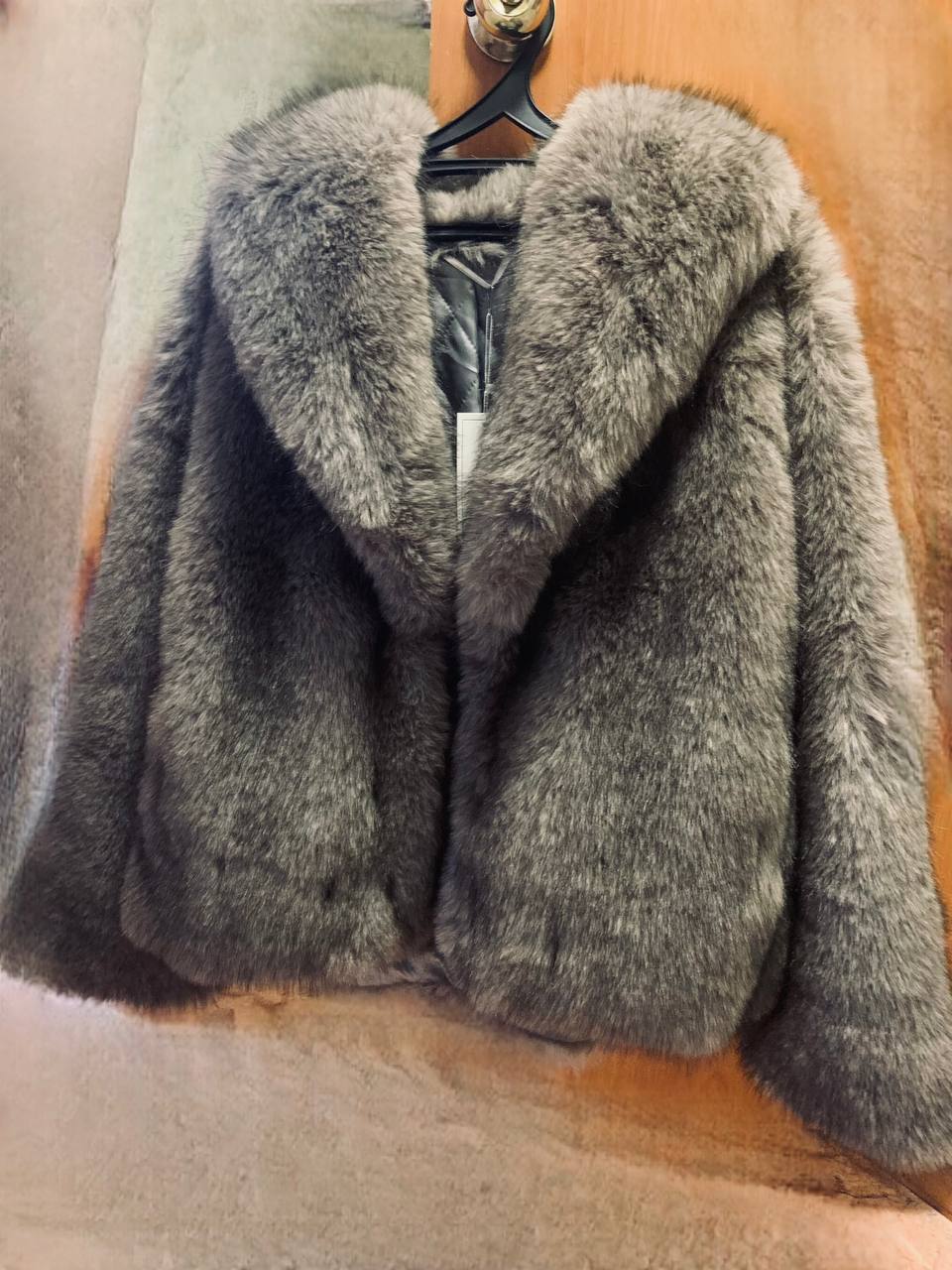 Продам эко шубку - Одежда в Новосибирск