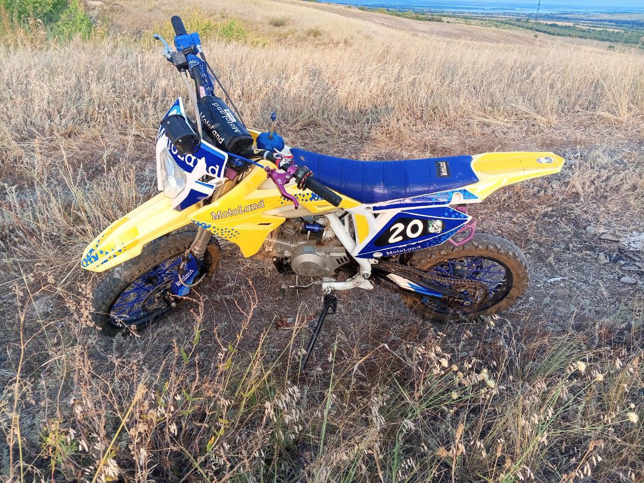 Питбайк motolend mz 125 - Авто в Саратов