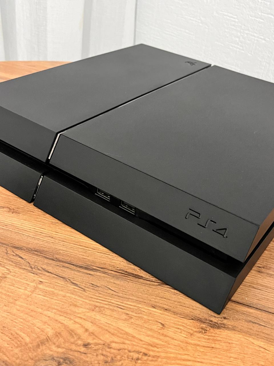 Продам Sony PlayStation 4 с двумя геймпадами - Электроника в Томск - фото 3