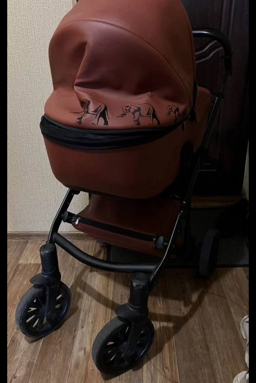 Продам коляску АНЕКС - Товары для детей в Владивосток