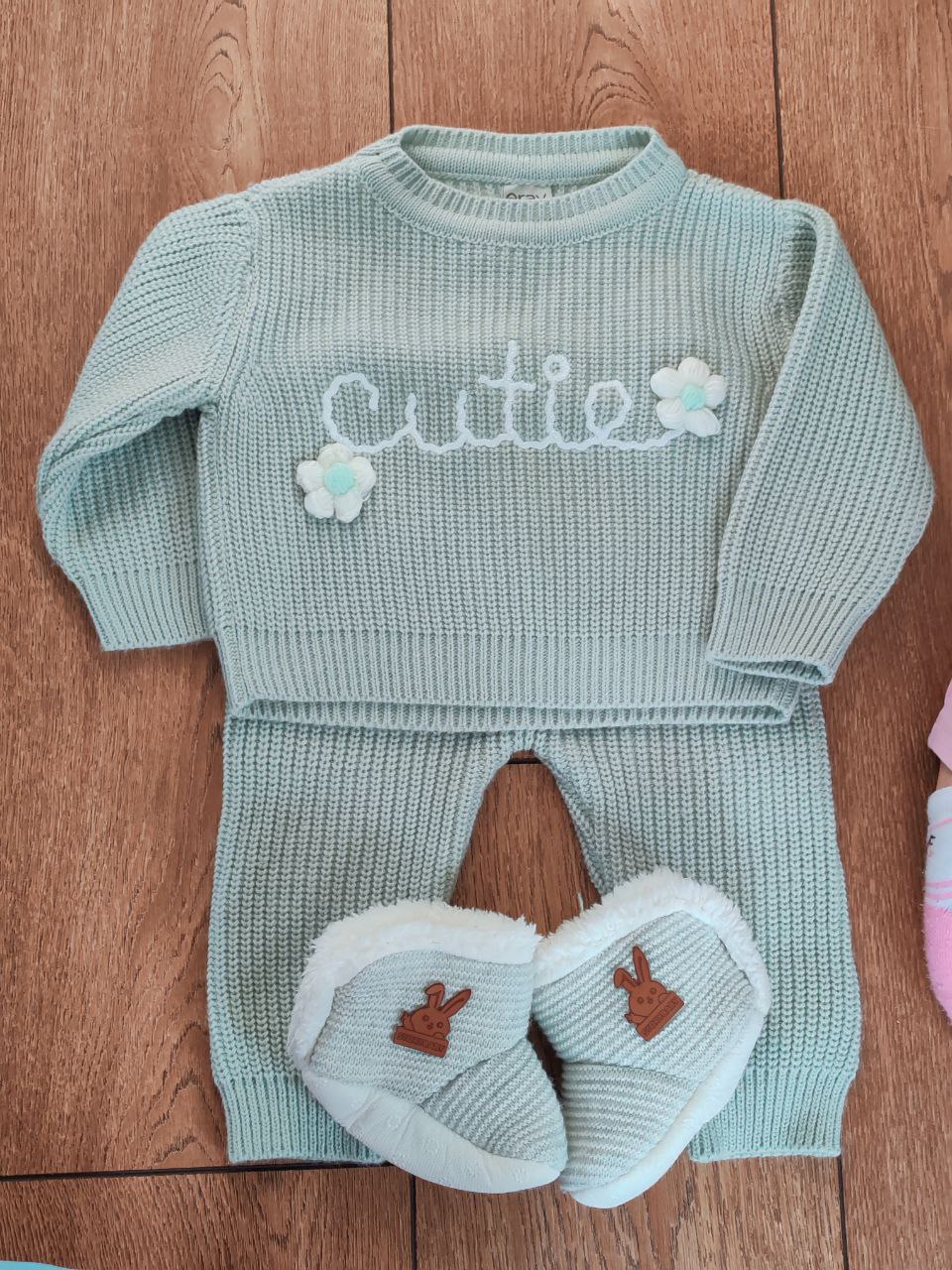 Костюм Eray kids и утеплённые пинетки - Товары для детей в Владивосток