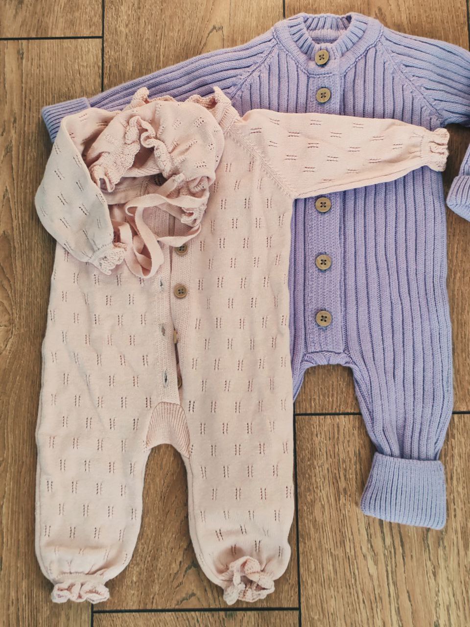 Вязаные комбинезоны на новорождённого - частное объявление в Владивосток