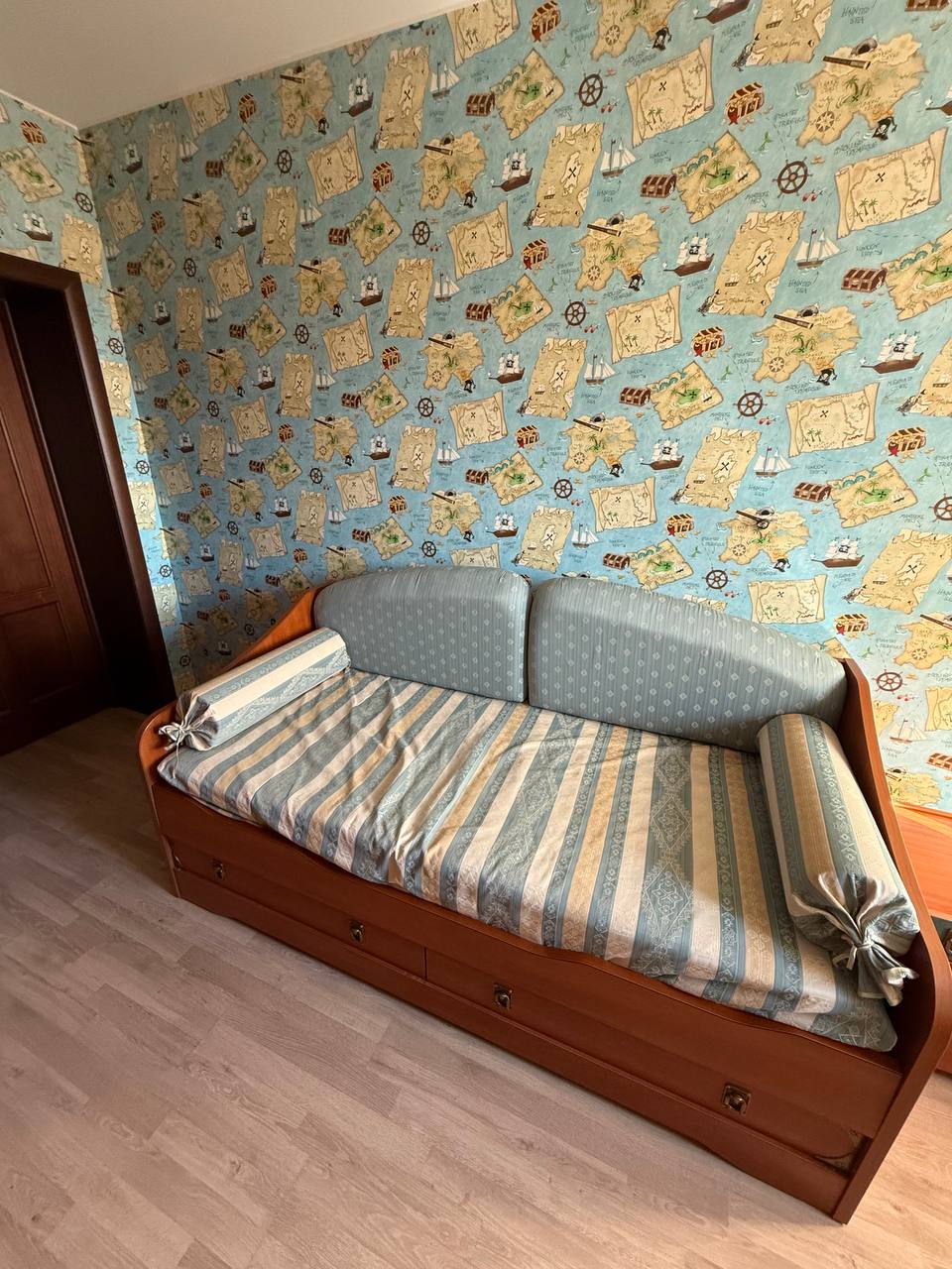 Продам комплект мебели для комнаты мальчика - Для дома и дачи в Владивосток