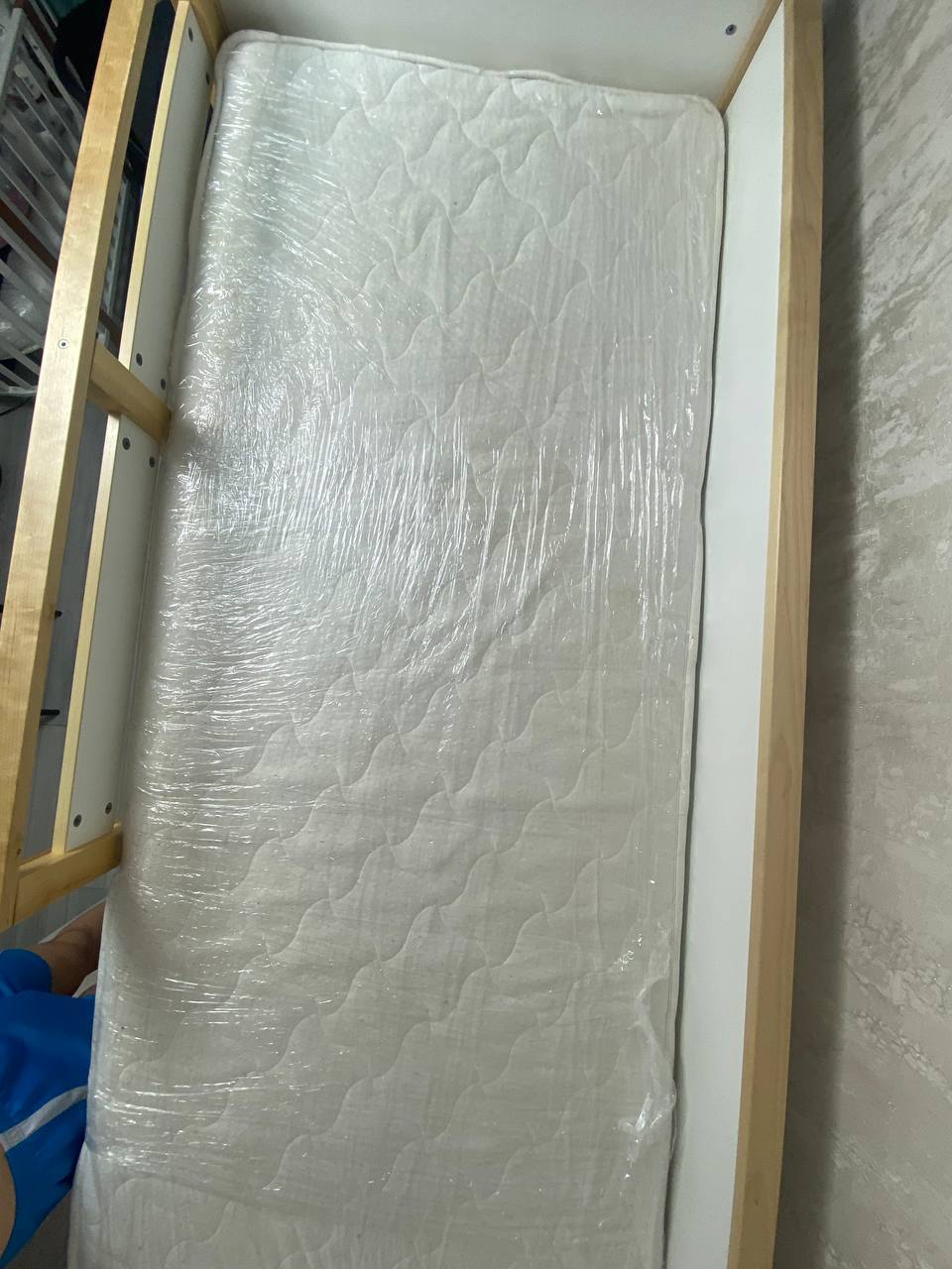 Продам двухэтажную кровать с матрасами - Для дома и дачи в Владивосток - фото 4