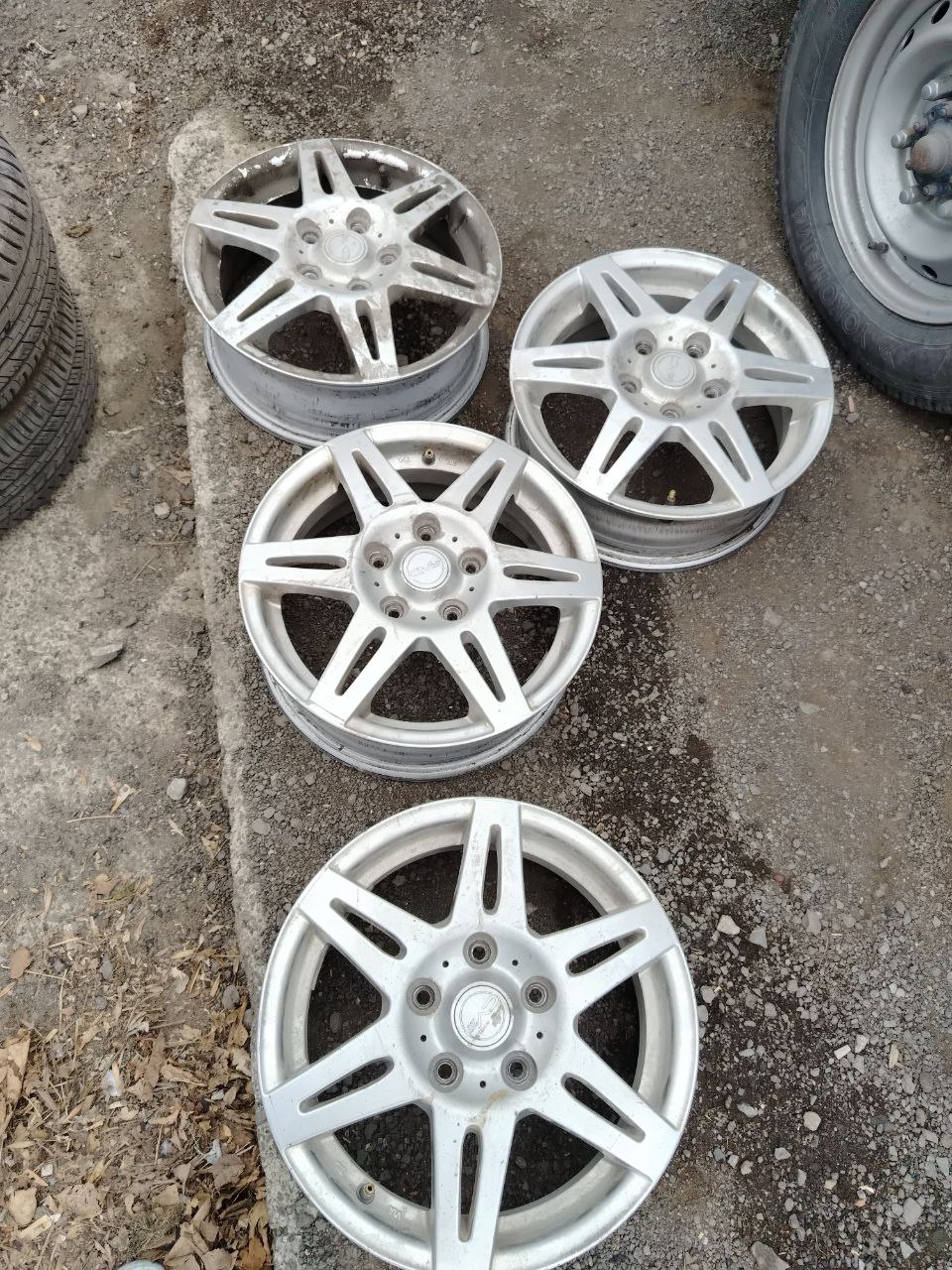 Продам диски литые R15 - Авто в Владивосток - фото 3