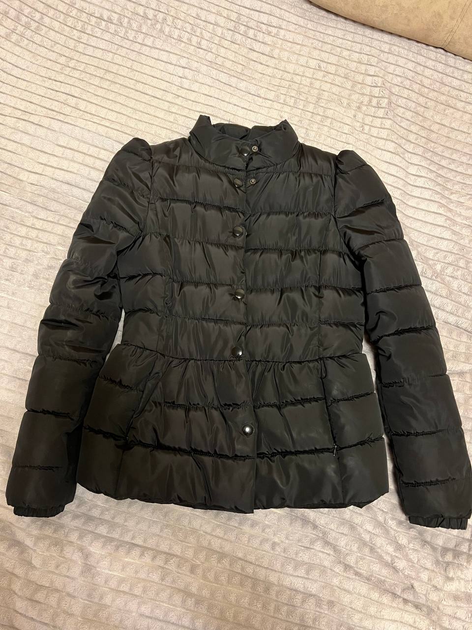 Продам черную куртку с бантом - частное объявление в Владивосток