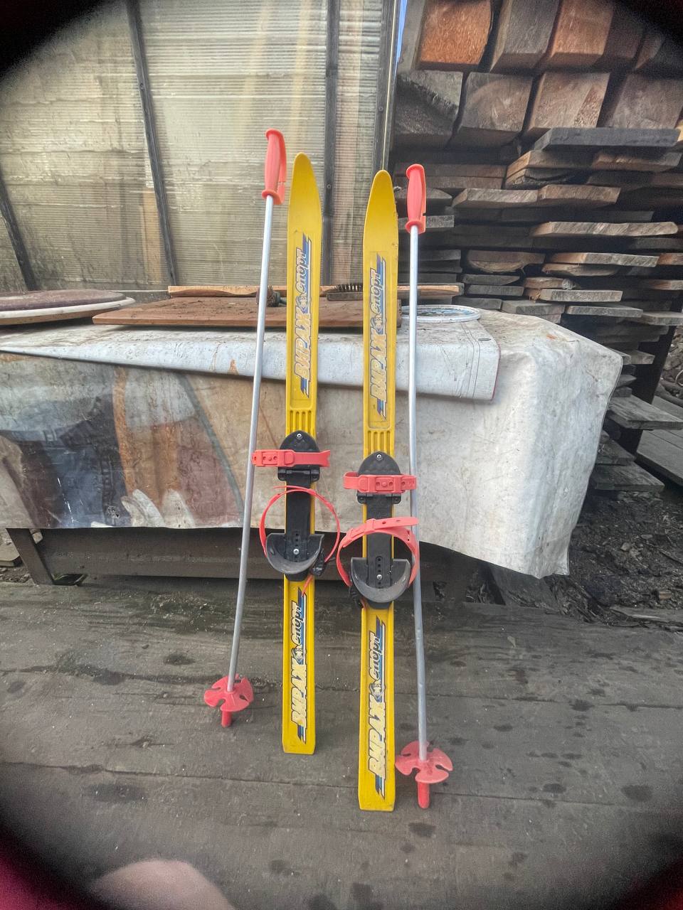 Продам детские лыжи - Товары для детей в Томск