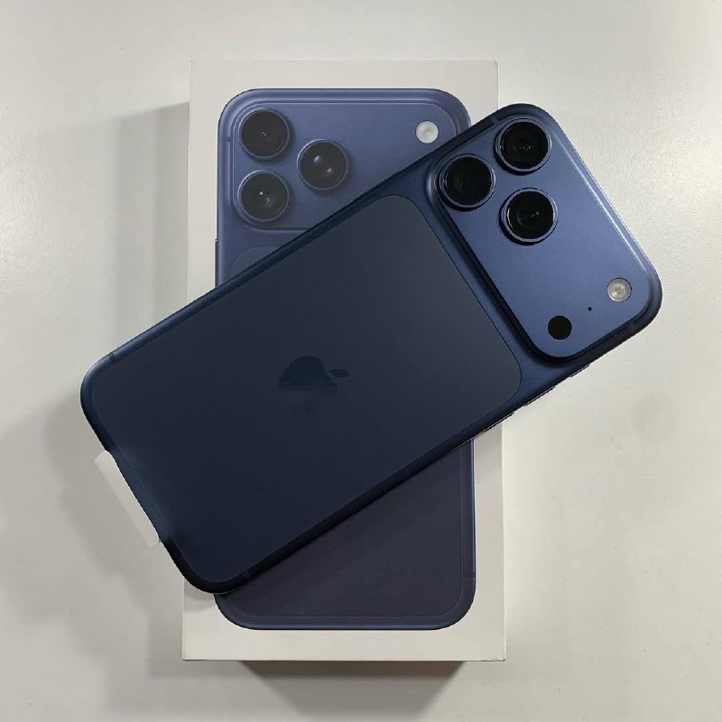 iPhone 17 Pro Max Deep Blue 1Tb - частное объявление в Москва