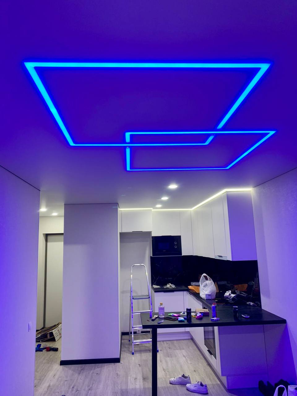 Натяжные потолки любой сложности под ключ - частное объявление в Екатеринбург