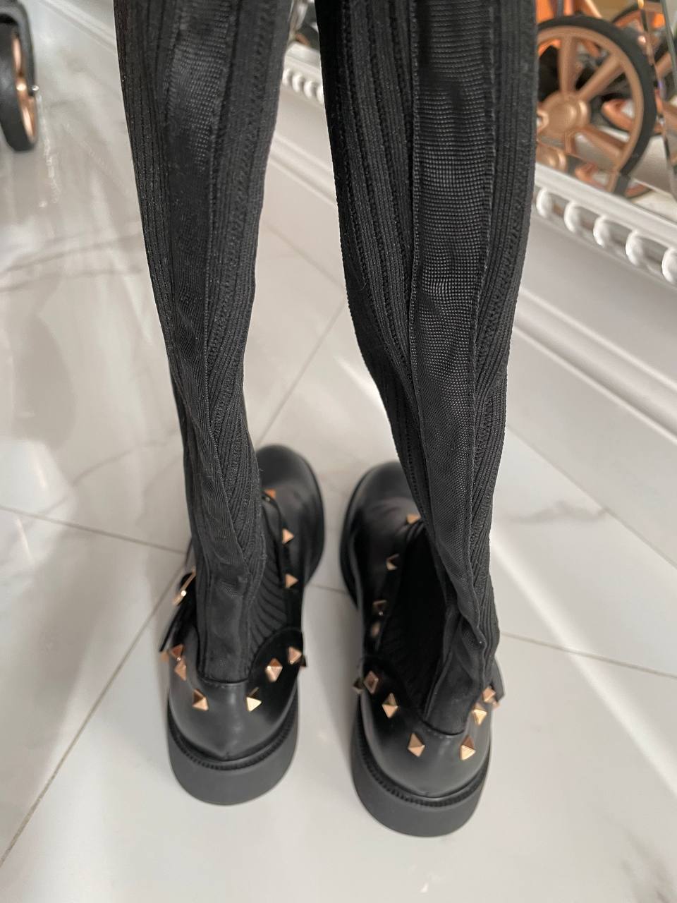 Продажа ботфортов Valentino - Одежда в Химки - фото 3