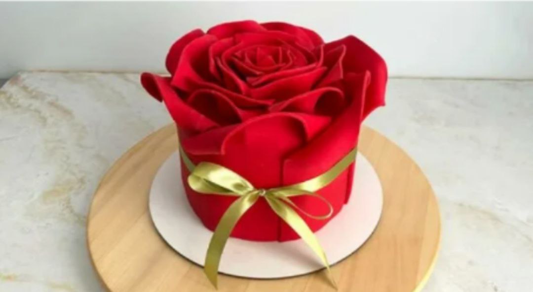 Индивидуальные торты на заказ от кондитера - Услуги в Новосибирск