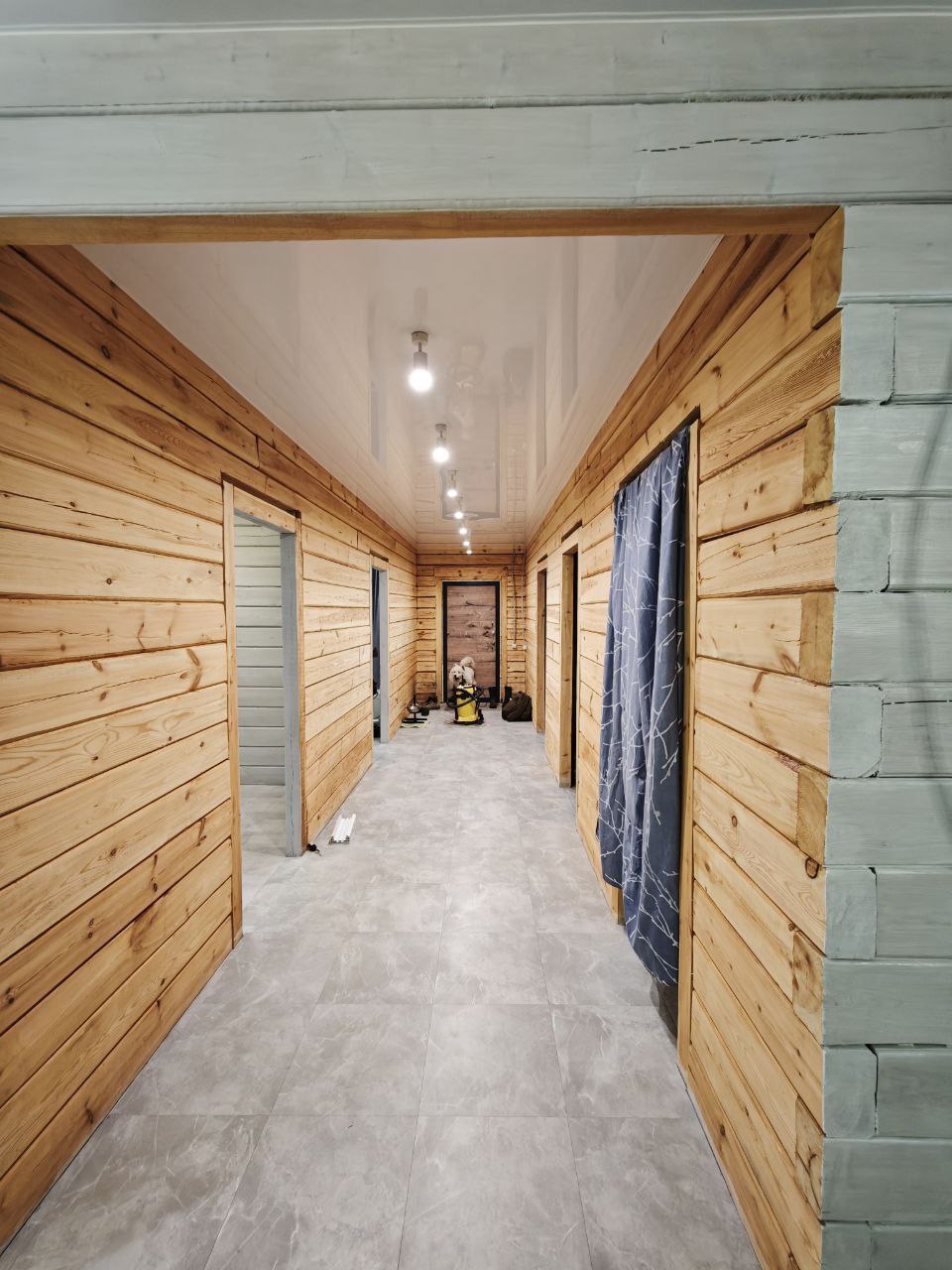 Профессиональные монтажники натяжных потолков - Услуги в Чита - фото 3