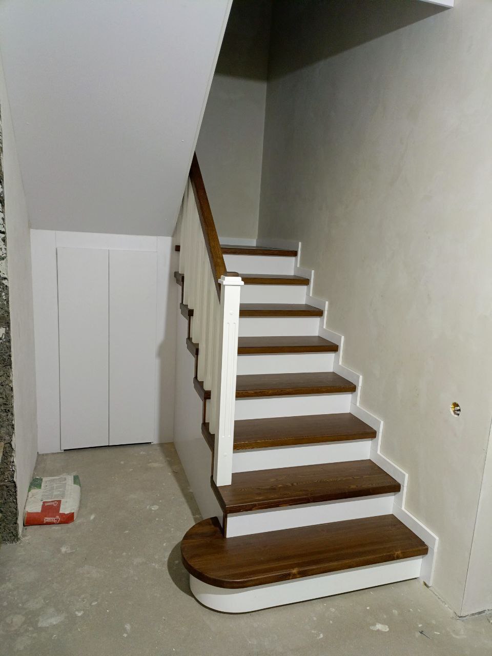 Профессиональное изготовление лестниц по всей Республике Бурятия - Услуги в Улан-Удэ