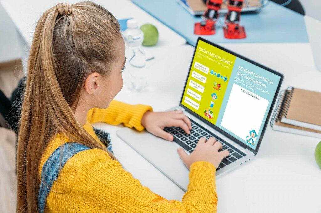 Бесплатное пробное онлайн-занятие по программированию для детей - частное объявление в Абакан