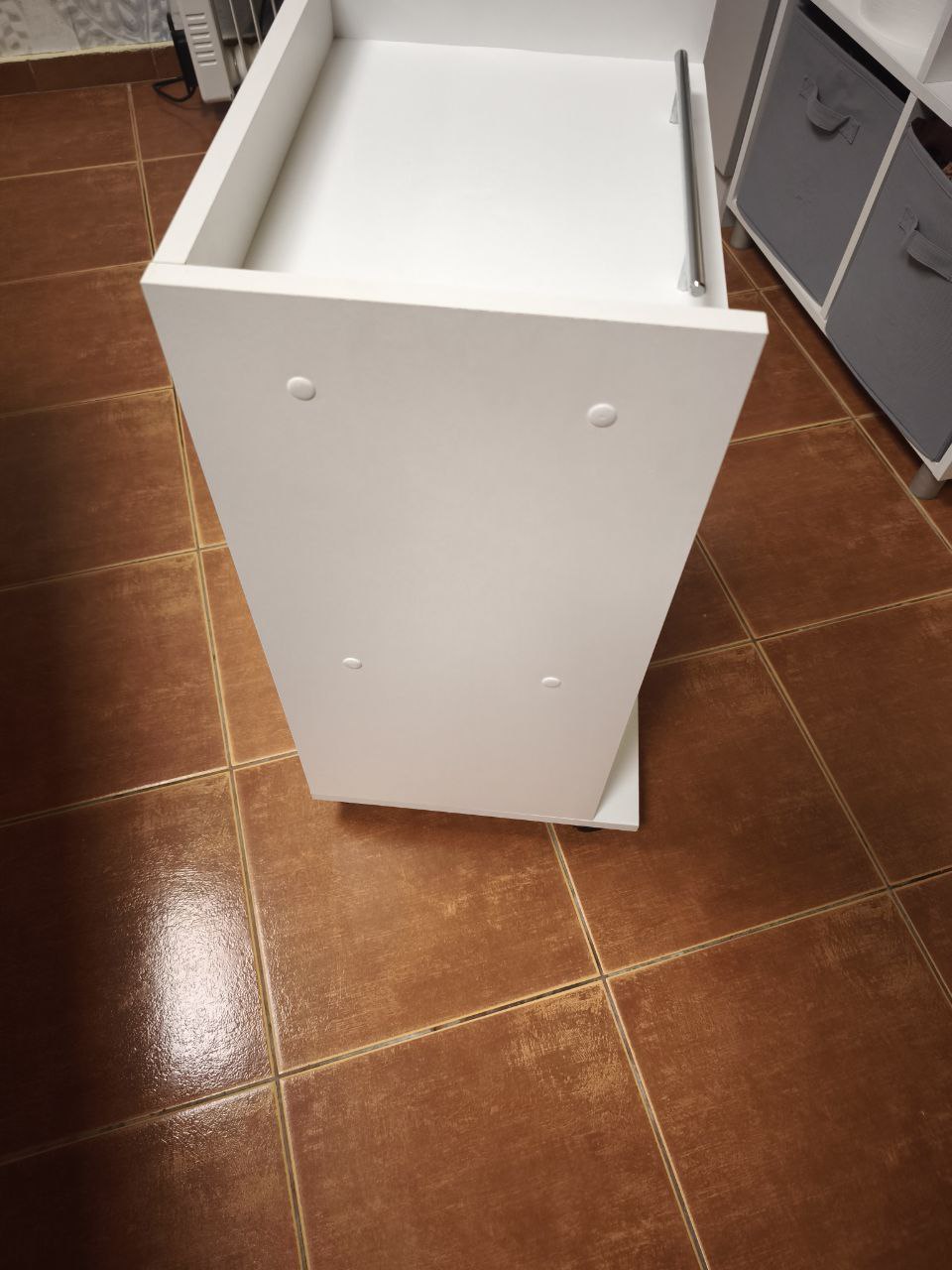 Косметологическая тележка на колёсиках - частное объявление в Калининград