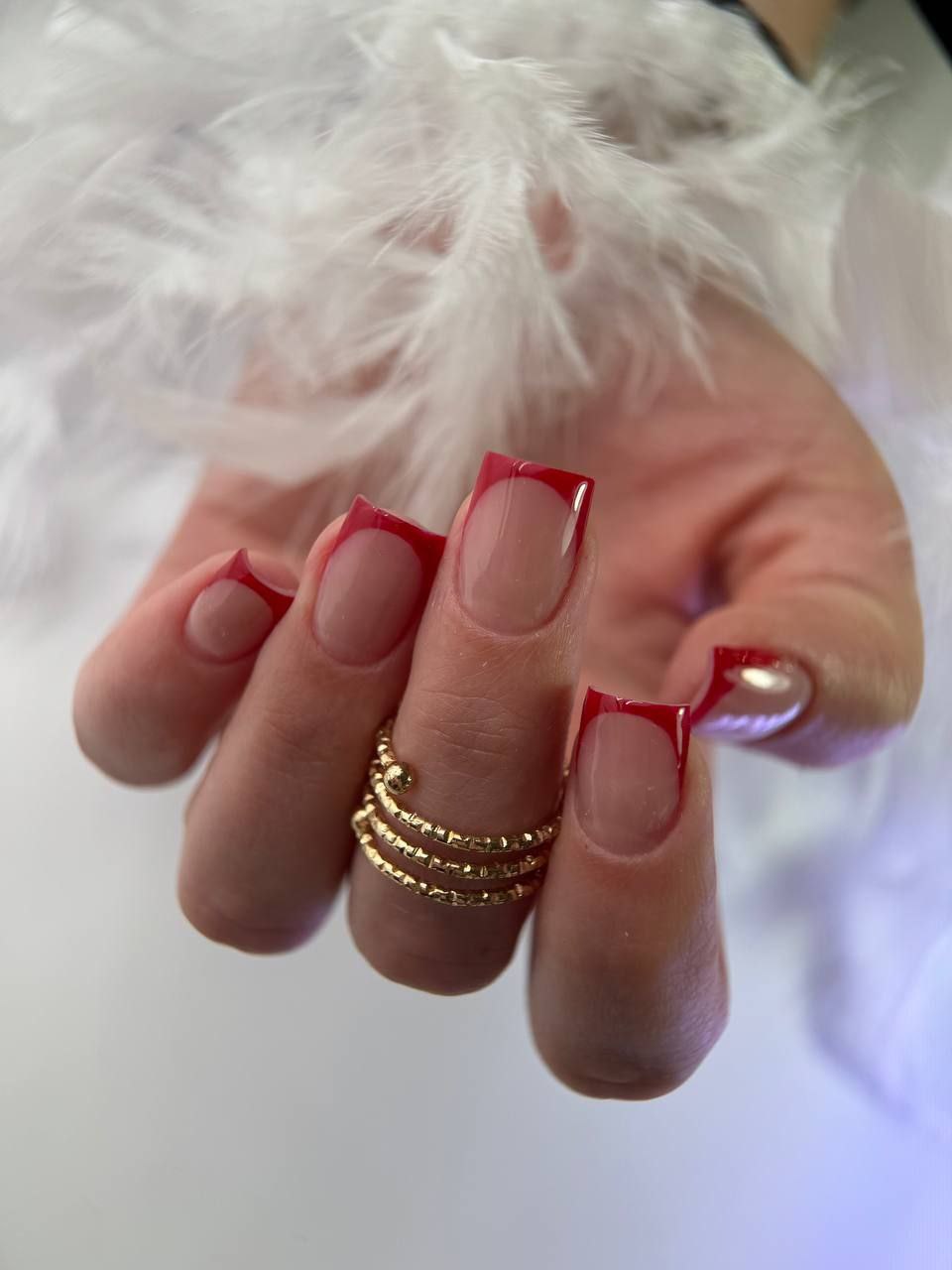 Нужны модели на маникюр для отработки техники - Красота и здоровье в Калининград