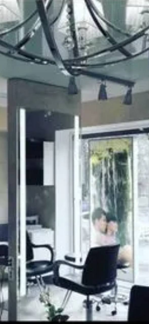 Сдается рабочее место парикмахера универсала - Готовый бизнес и оборудование в Калининград