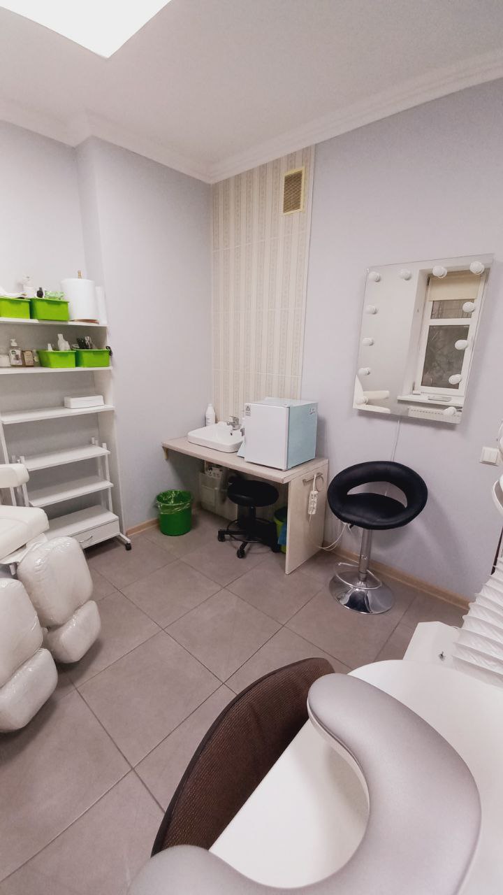 Сдам место мастеру маникюра-педикюра - Услуги в Калининград - фото 2