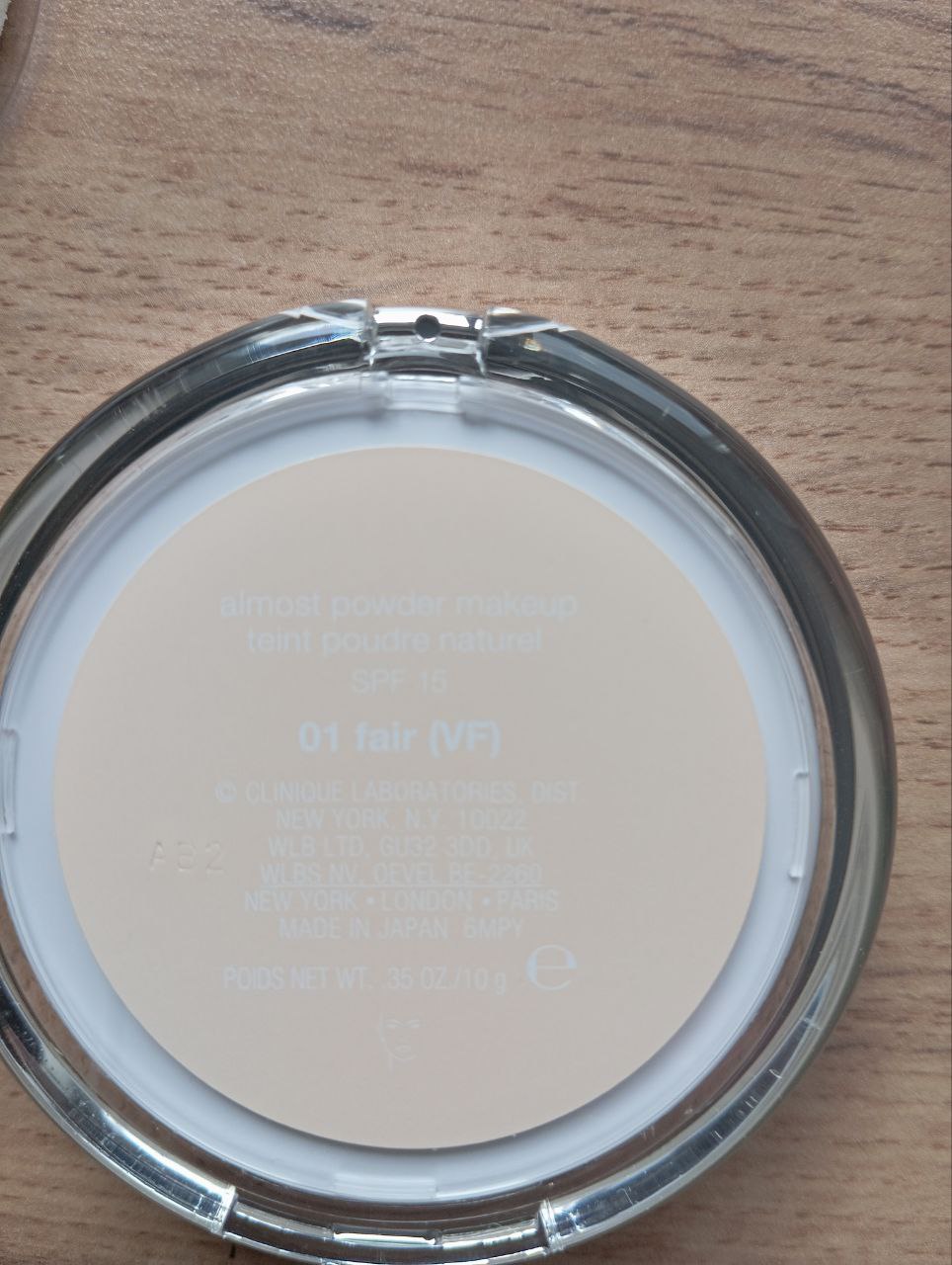 Пудра Clinique almost powder makeup - Красота и здоровье в Екатеринбург