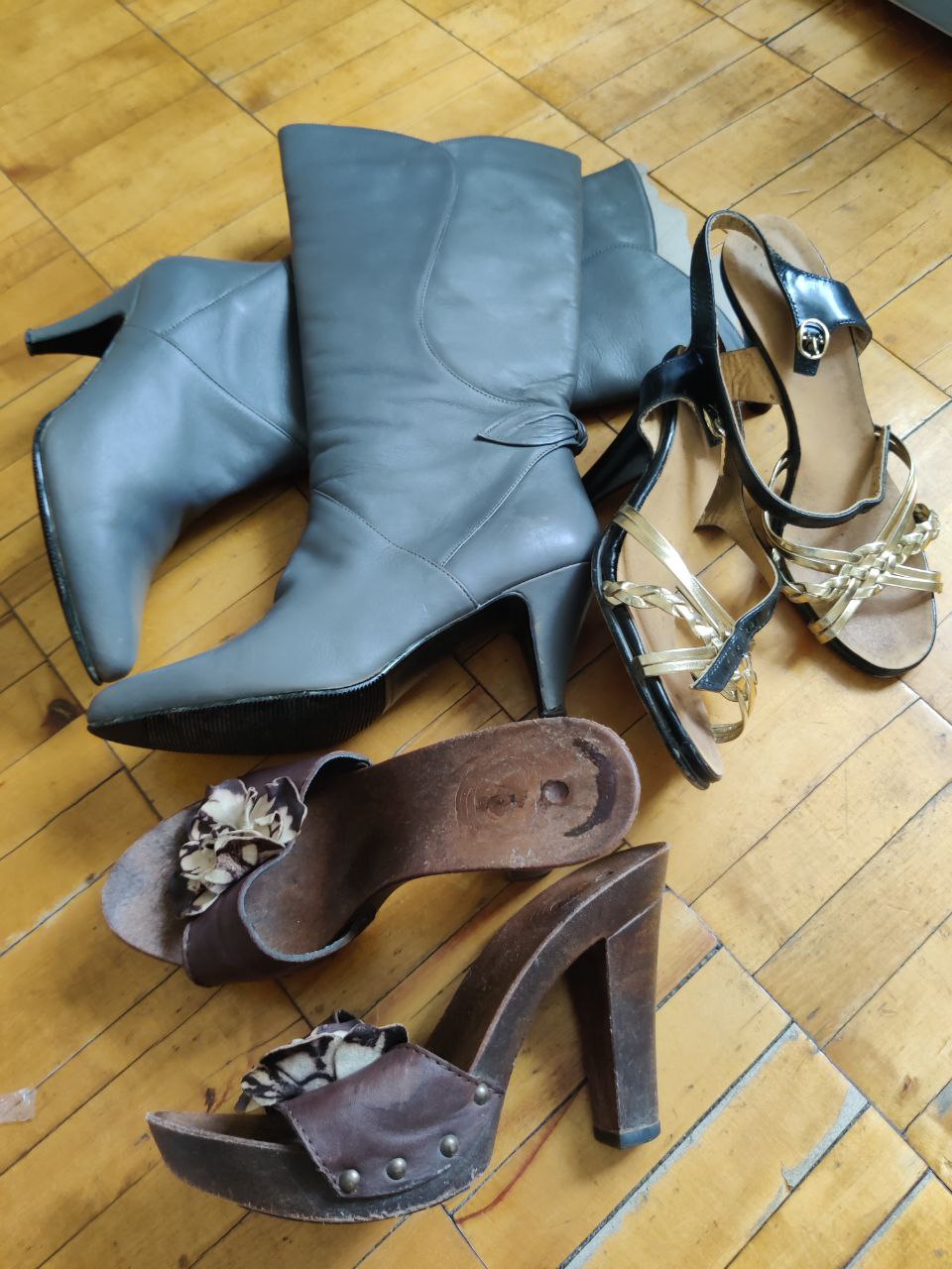 Отдам обувь р.35 кожаная - частное объявление в Волгоград