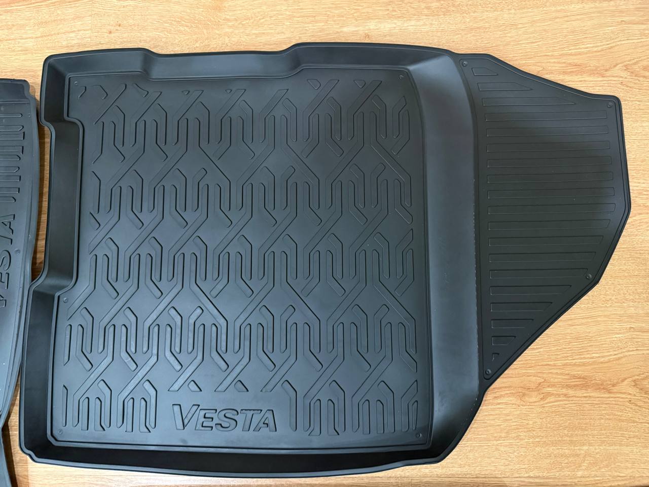 Коврики в салон новые оригинальные для Lada Vesta - частное объявление в Волгоград