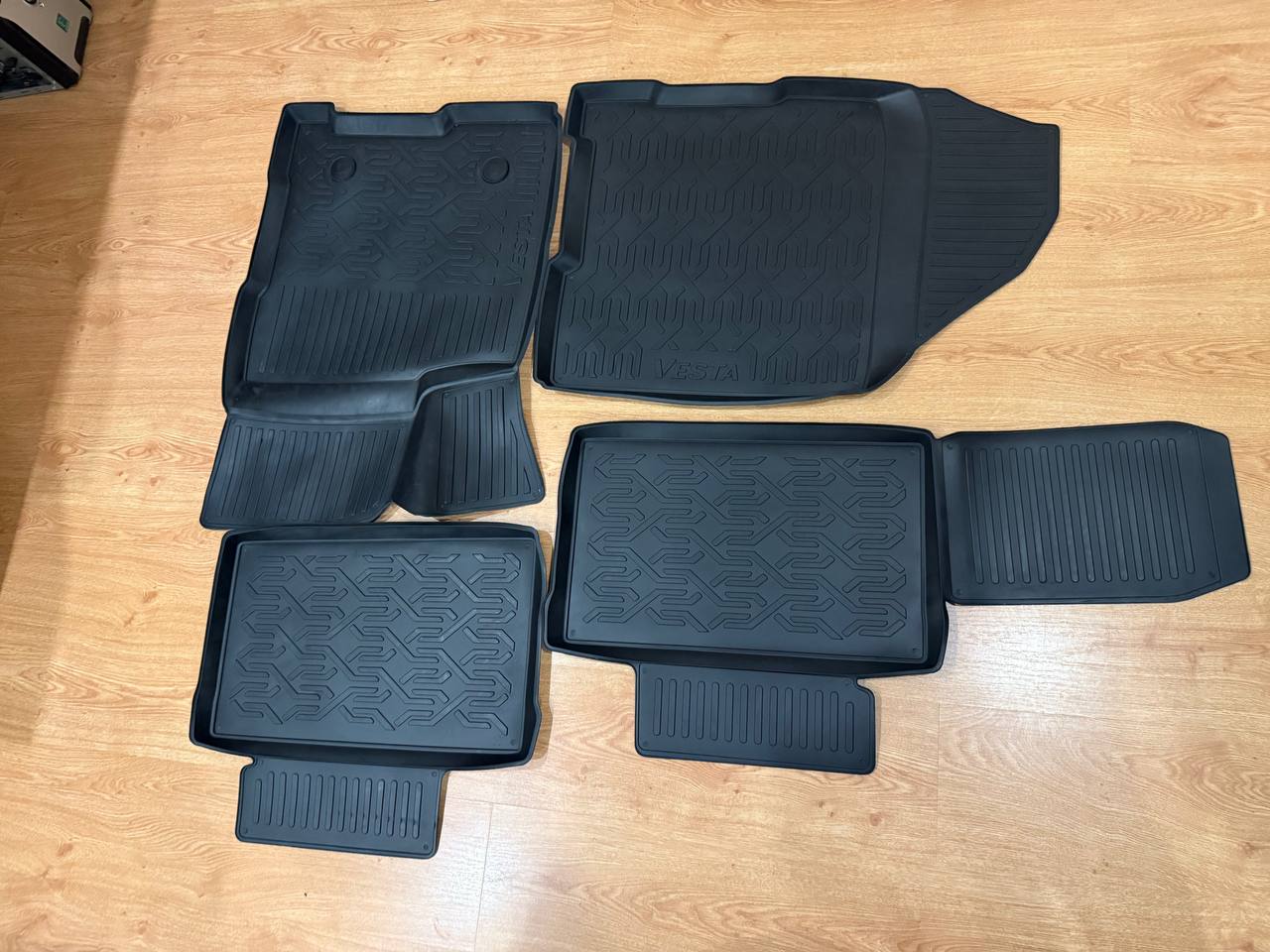 Коврики в салон новые оригинальные для Lada Vesta - Авто в Волгоград - фото 5