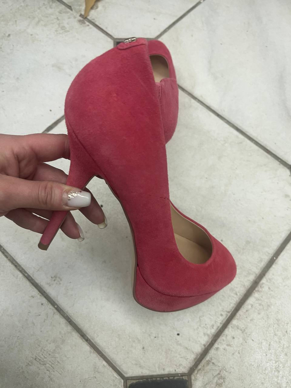 Продам туфли оригинал - Одежда в Тюмень