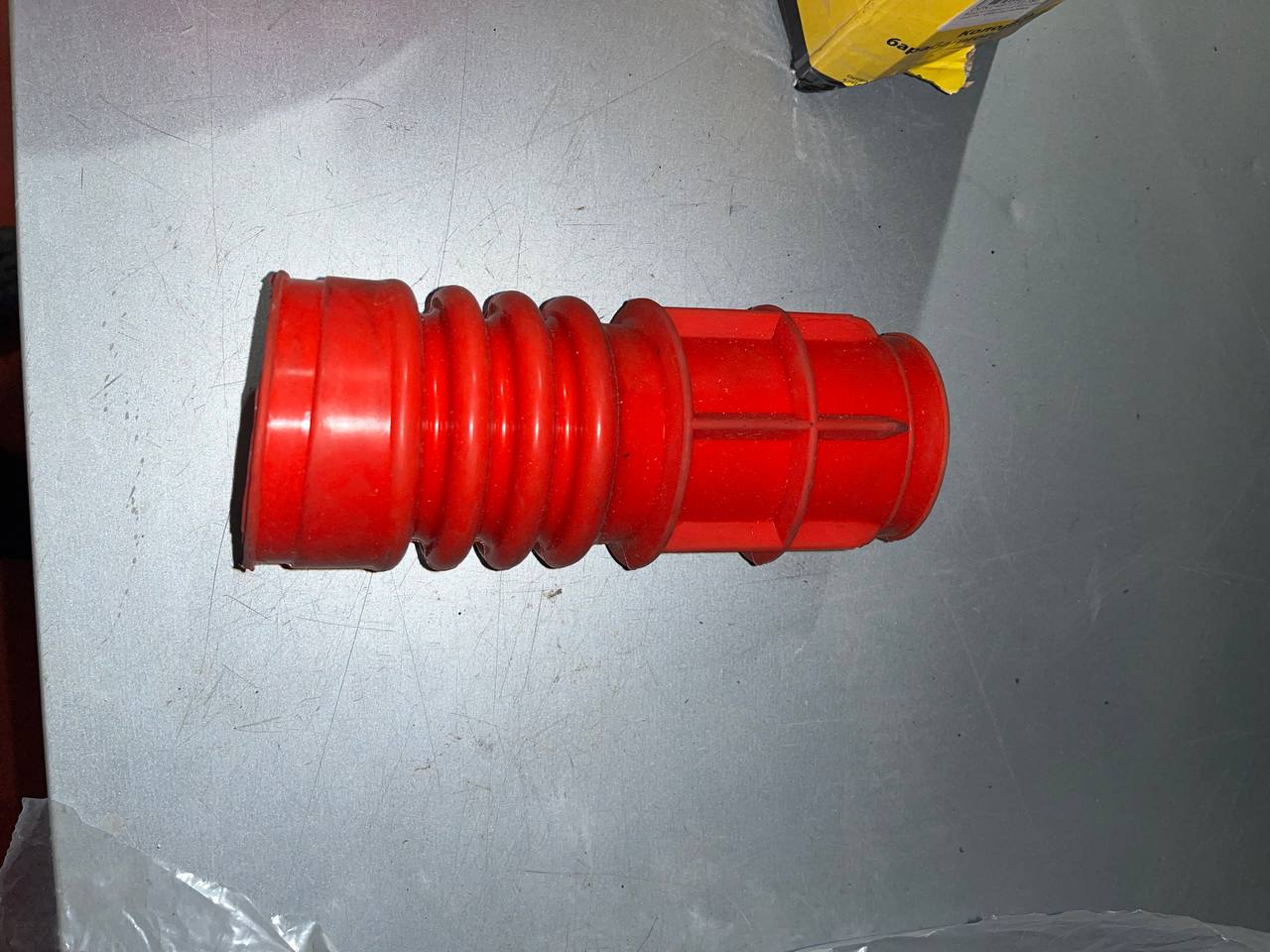 Патрубки воздушные для ВАЗ 2107,2110 - частное объявление в Тюмень