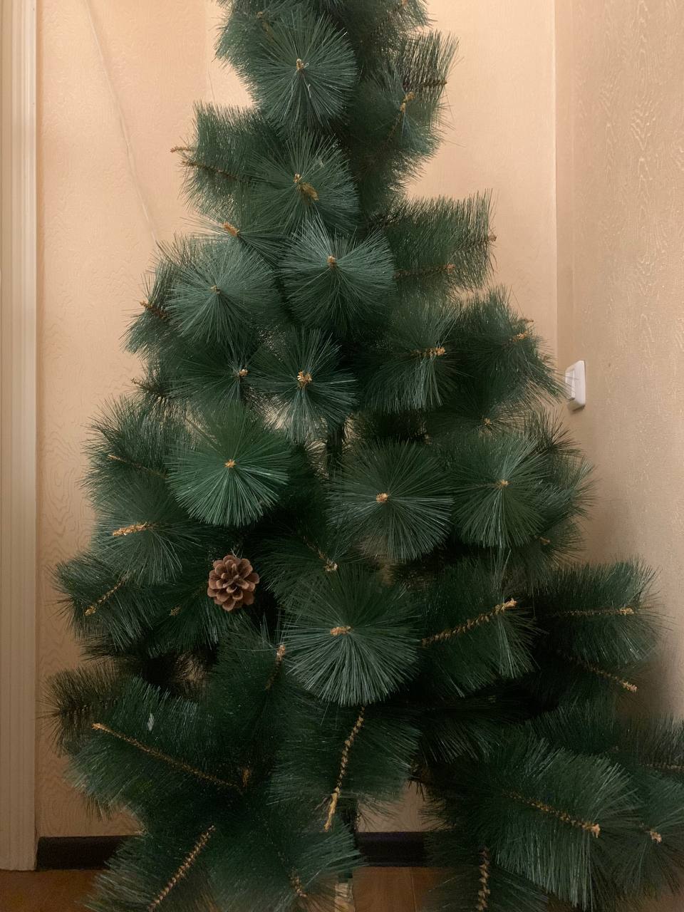 Продам искусственную пышную елку - Для дома и дачи в Нижневартовск