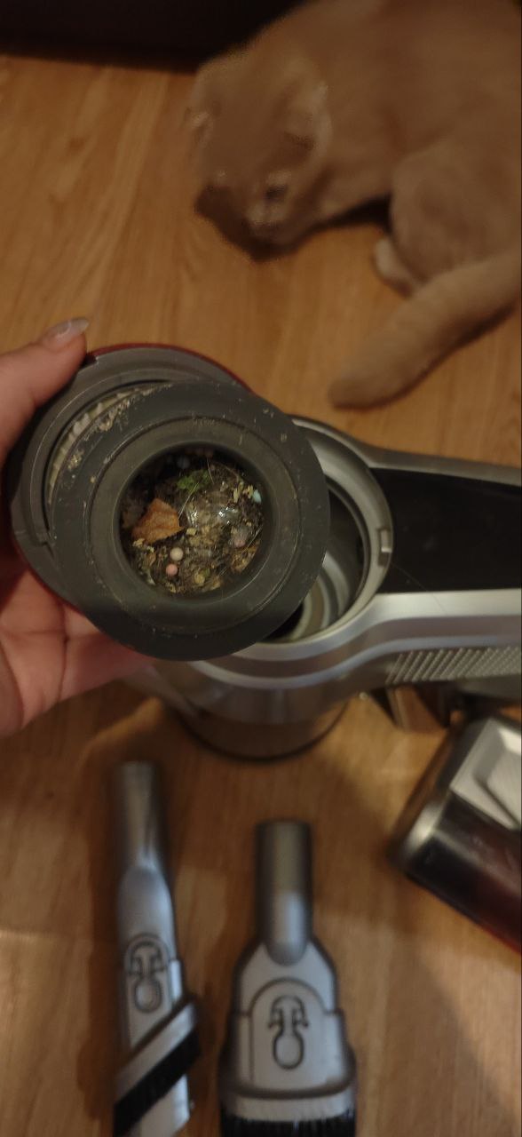 Продам пылесос на запчасти или ремонт - Для дома и дачи в Тверь - фото 4