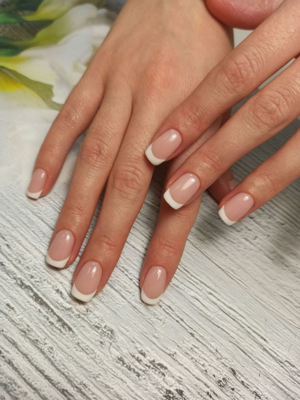 Маникюр и педикюр в Саратове - Красота и здоровье в Саратов - фото 2