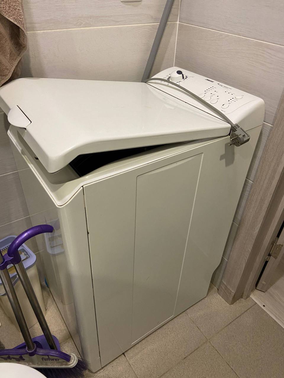 Стиральная машина Zanussi на запчасти - частное объявление в Саратов