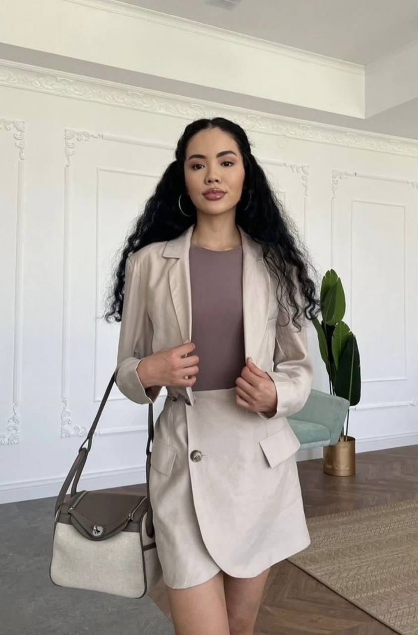 Стильный костюм двойка с юбкой и пиджаком - Одежда в Новороссийск - фото 2