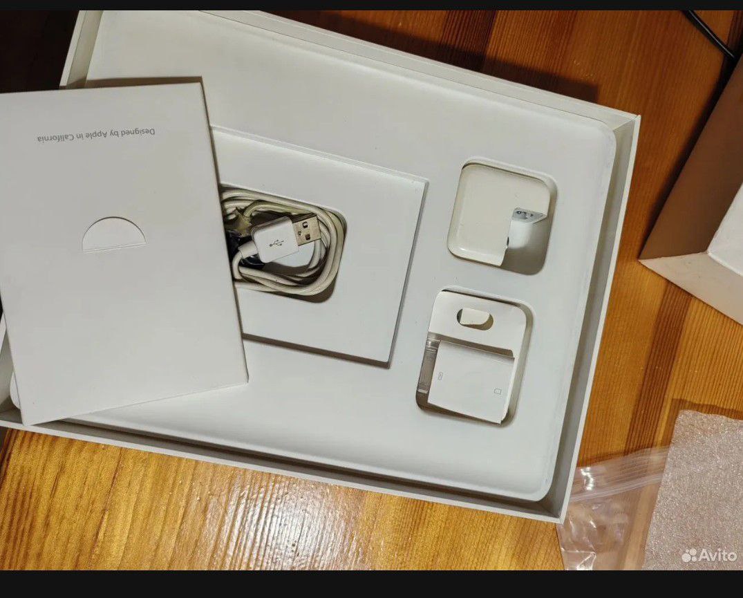 Apple iPad new 3, 32 Gb - Электроника в Нижневартовск - фото 4