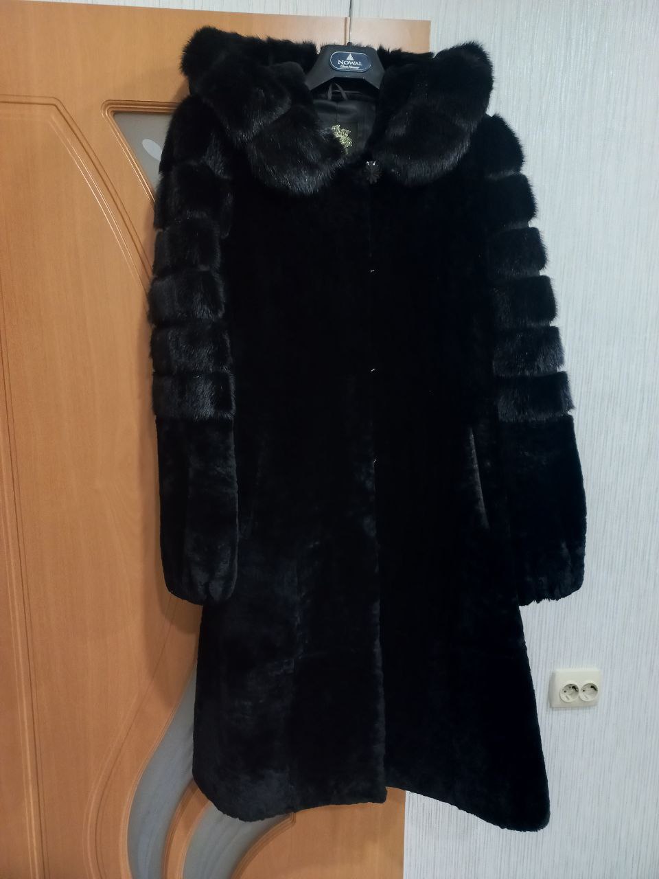 Шуба мутоновая с отделкой норки - Одежда в Братск