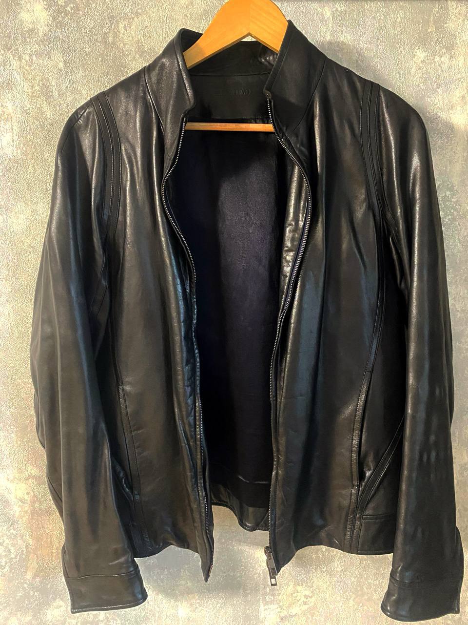 VALENTINO JACKET - частное объявление в Анапа