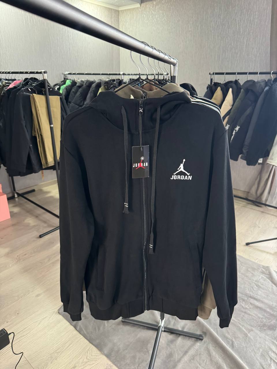 Зипка Jordan утепленные - Одежда в Астрахань