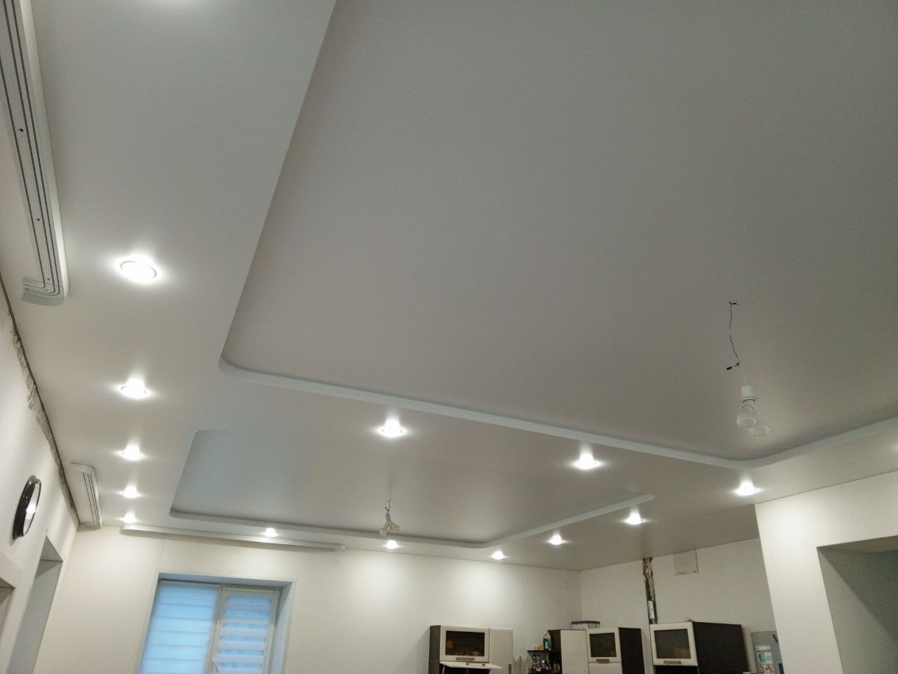 Качественные натяжные потолки любой сложности - частное объявление в Оренбург