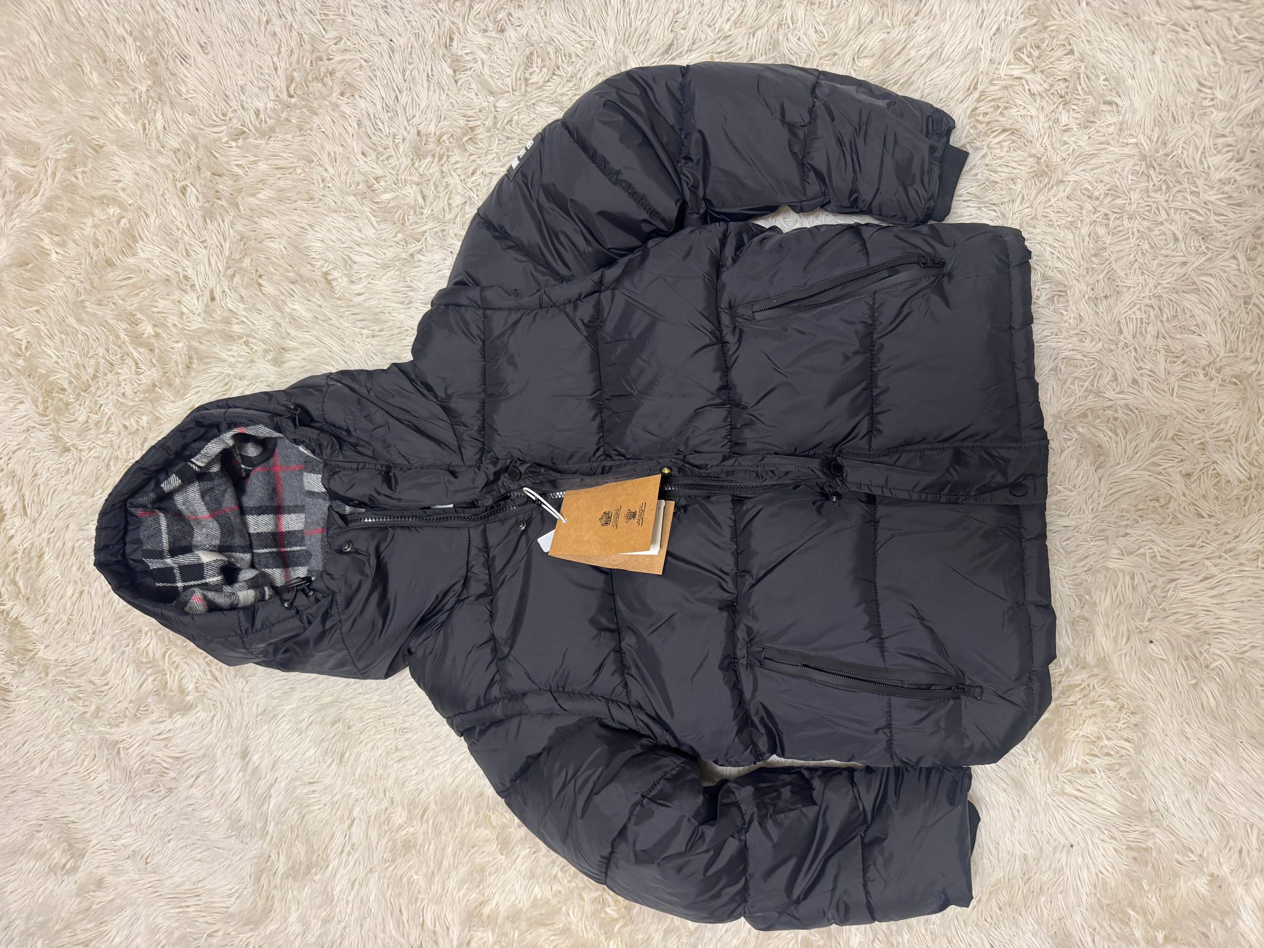 Пуховик Burberry новый - Одежда в Уфа