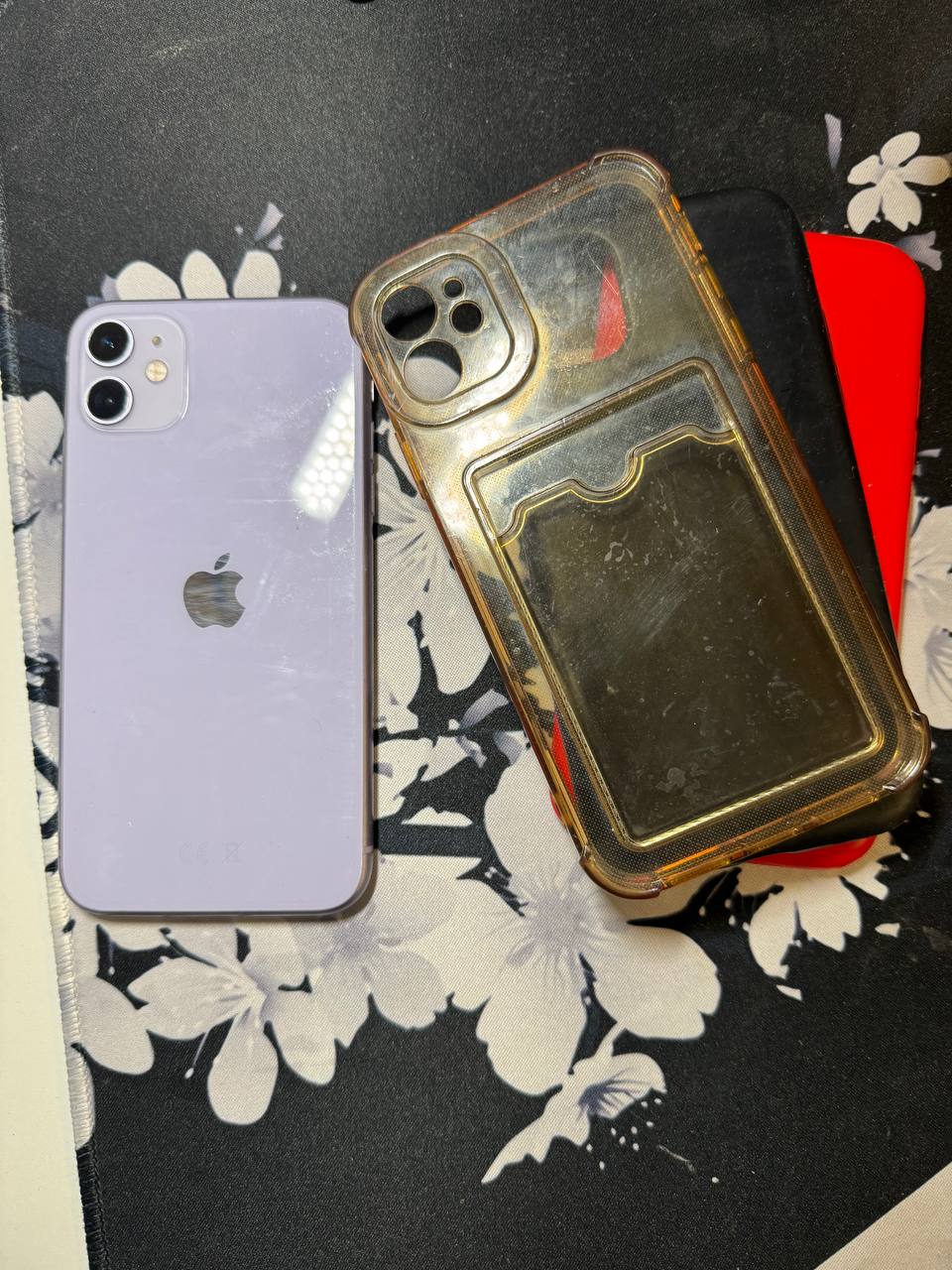 Продам 2 iphone 11 - частное объявление в Уфа
