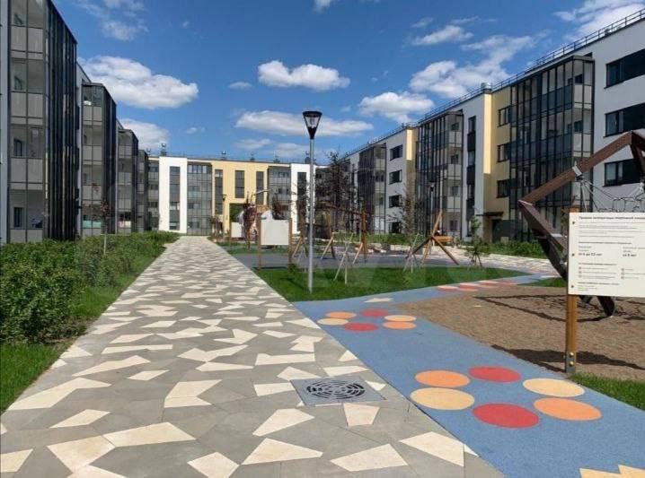 Парни из Забайкалья дарят квартиру в Питере - Недвижимость в Чита